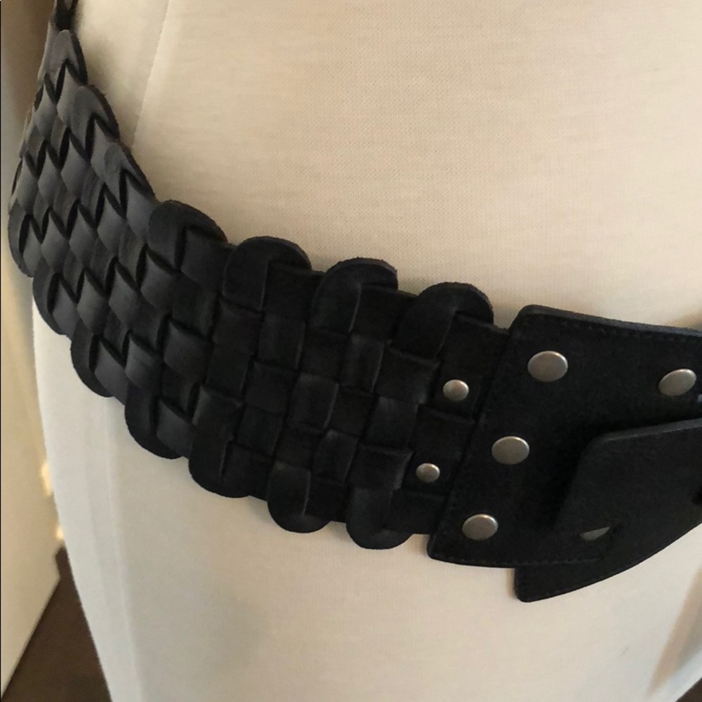 Belt - Picture 3 of 4